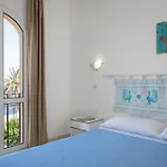 Muma Hostel SantʼAntìoco