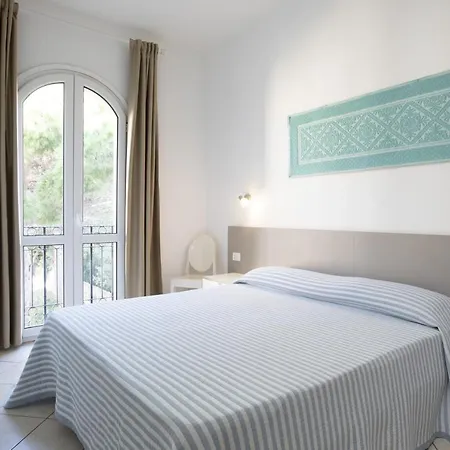 Muma Auberge de jeunesse SantʼAntìoco