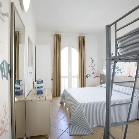 Auberge de jeunesse Muma SantʼAntìoco