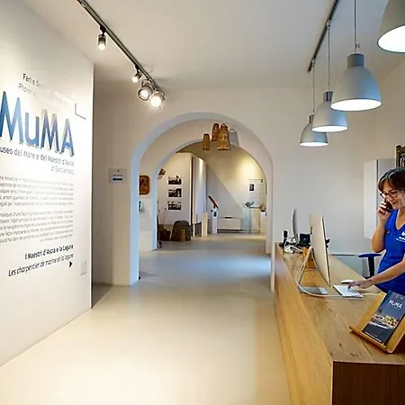 Muma *