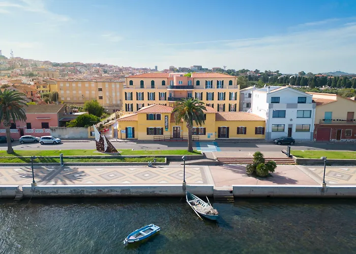 Hostel Muma SantʼAntìoco